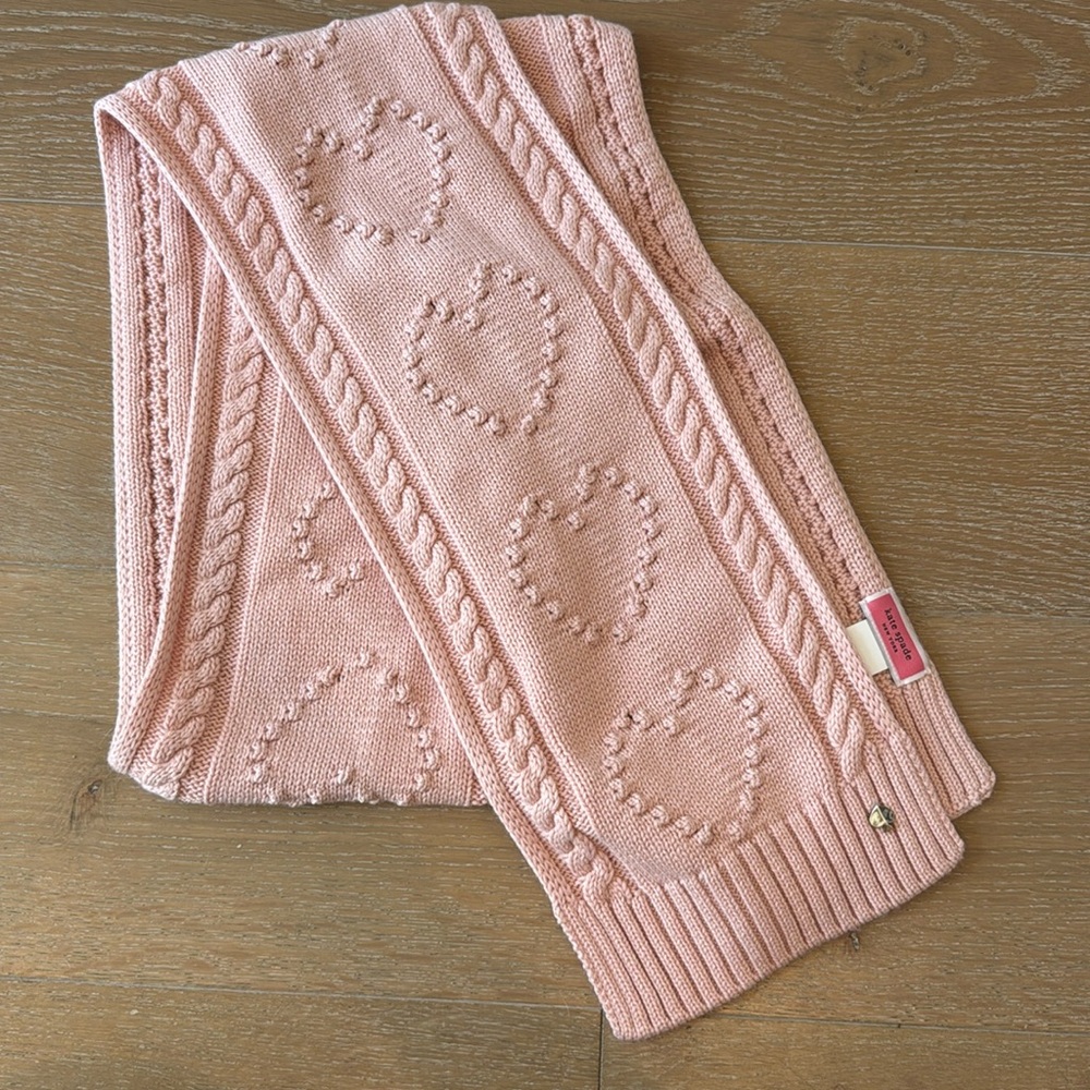 Kate Spade Heart knit scarf pale pink